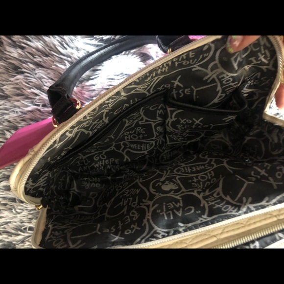 Betsey Johnson White Black Bow Handbag! Project bag! See details - Picture 7 of 11